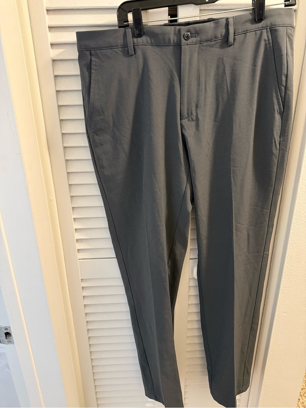 Greg Norman Men's Gray Dress Pants